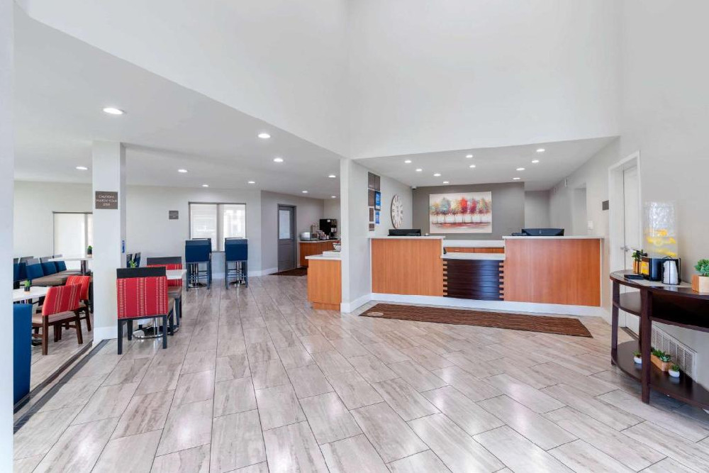 Antioch Inn & Suites - Reception