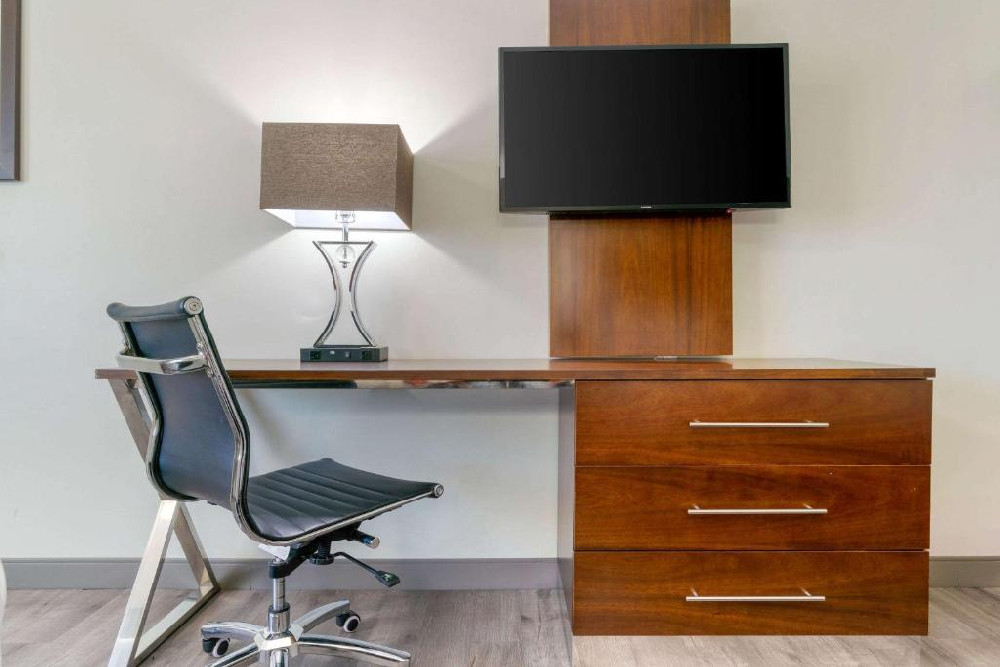 Non-Smoking 2 Queen Bedroom
